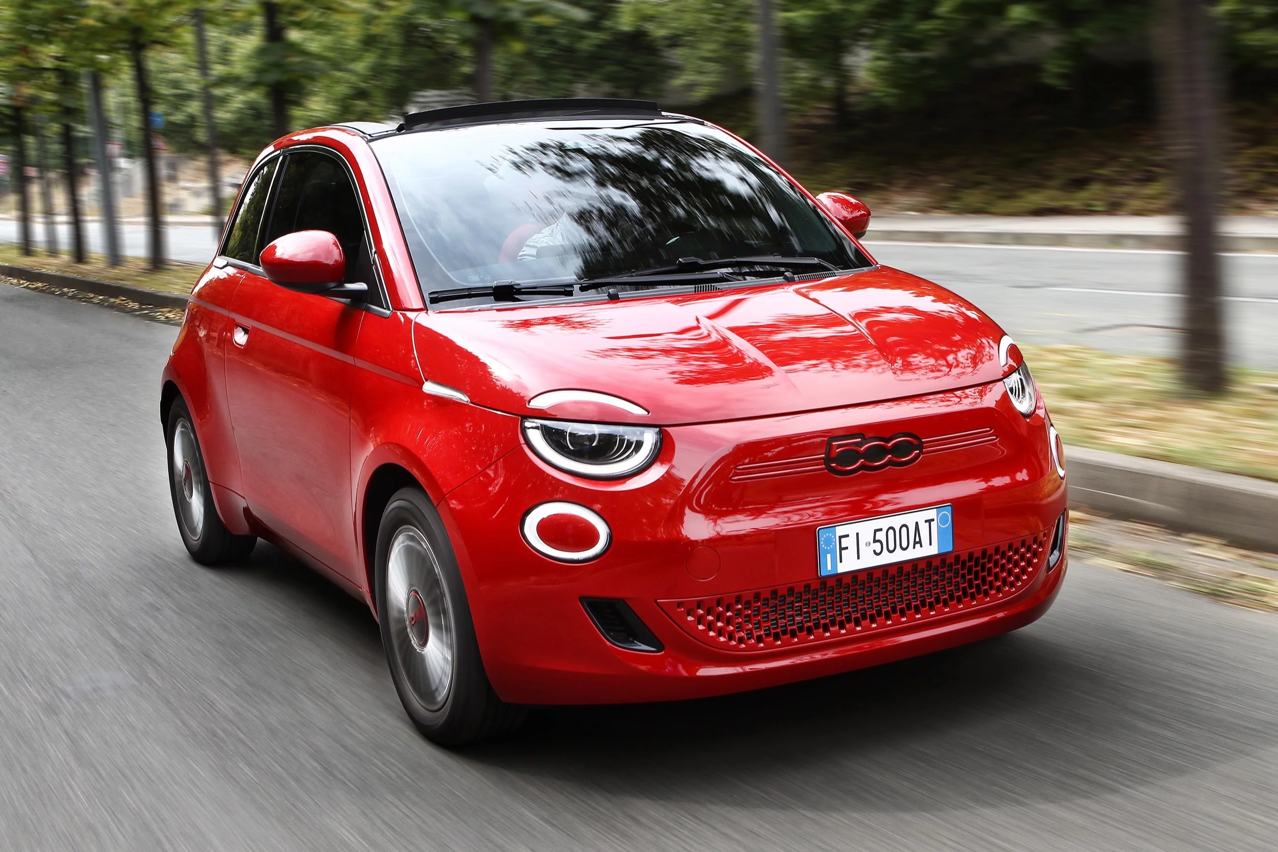 Fiat 500 (RED)