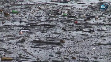 Jezioro Rożnowskie przypomina wysypisko śmieci
