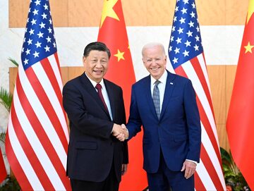 Joe Biden i Xi Jinping na szczycie G20 w 2022 roku