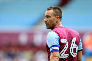 John Terry w barwach Aston Villa