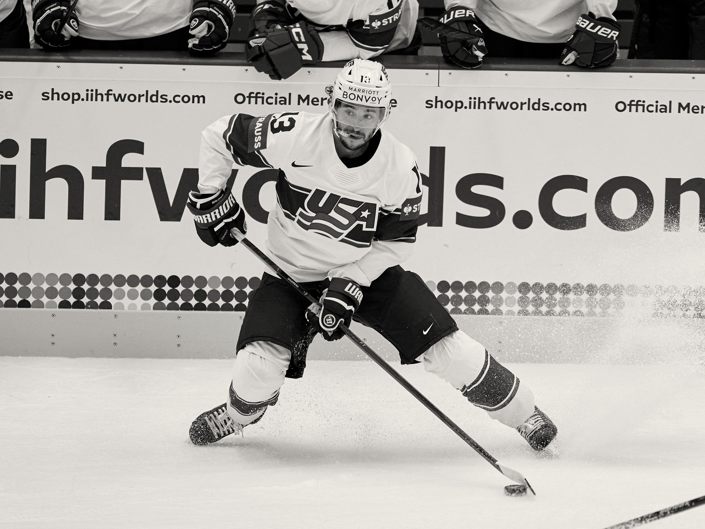 Tragiczna śmierć zawodnika NHL. Pojawiły się nowe, przykre informacje – Sporty zimowe – Sport Wprost