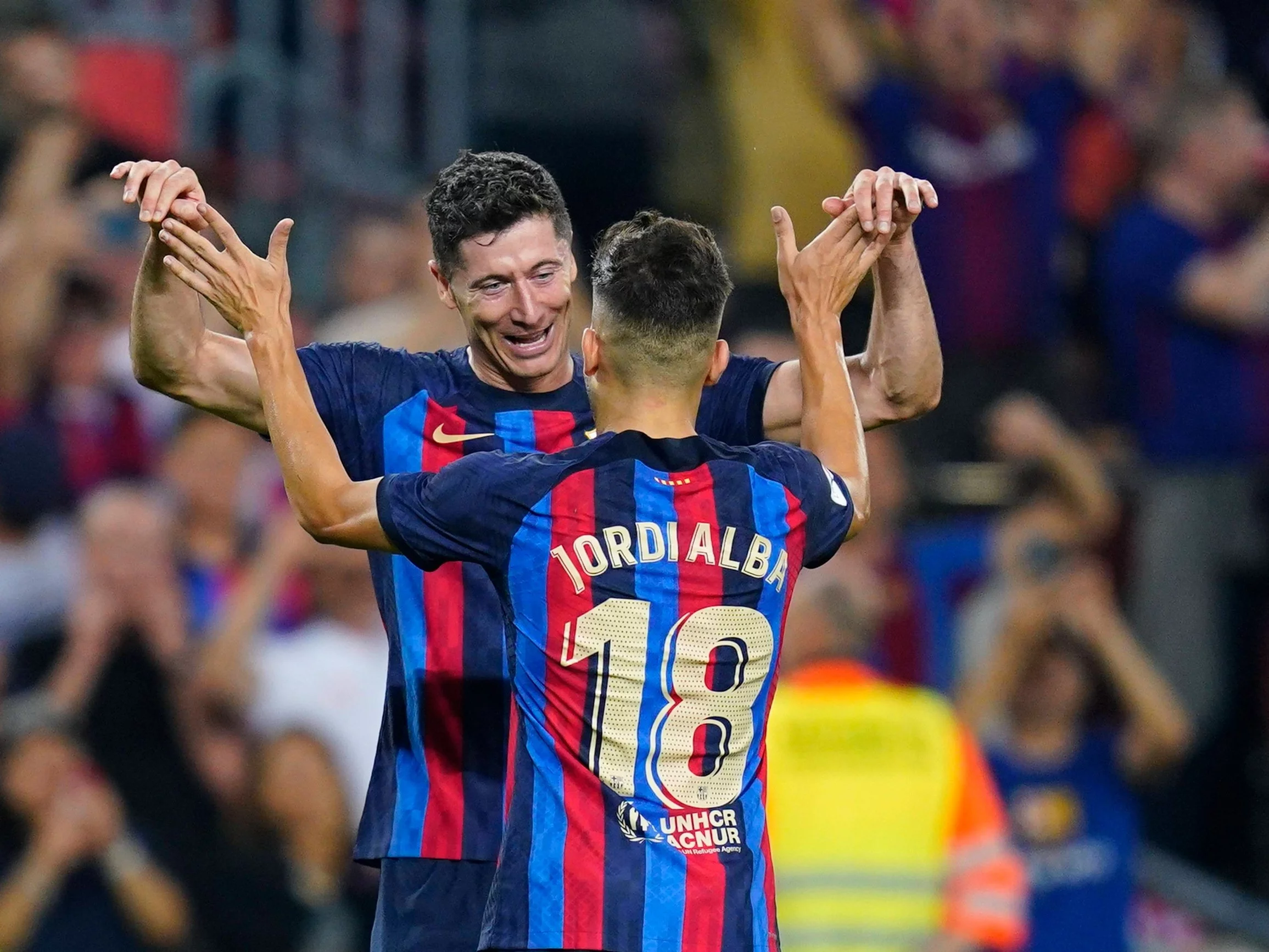 Robert Lewandowski i Jordi Alba