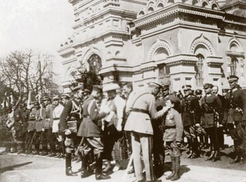 Józef Piłsudski odznacza obrońców Płocka, Płock 10 kwietnia 1921 r