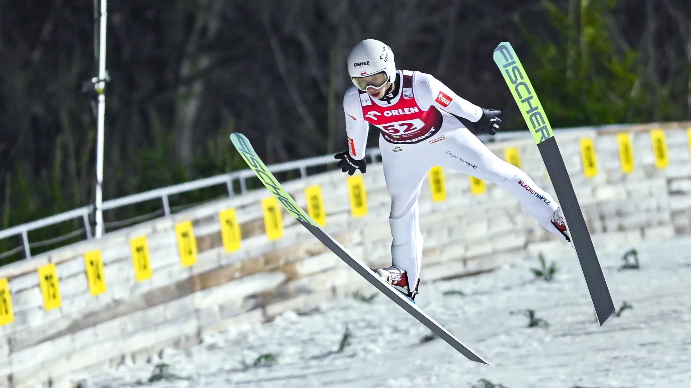 Kacper Tomasiak o skok od marzeń! Podium dla Polaka spowite mgłą