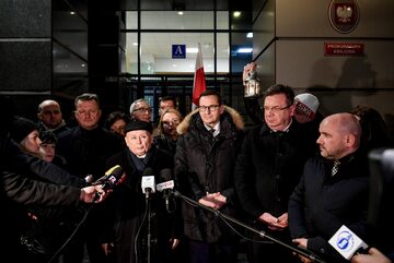 Kaczyński, Morawiecki i Błaszczak przed Prokuraturą Krajową
