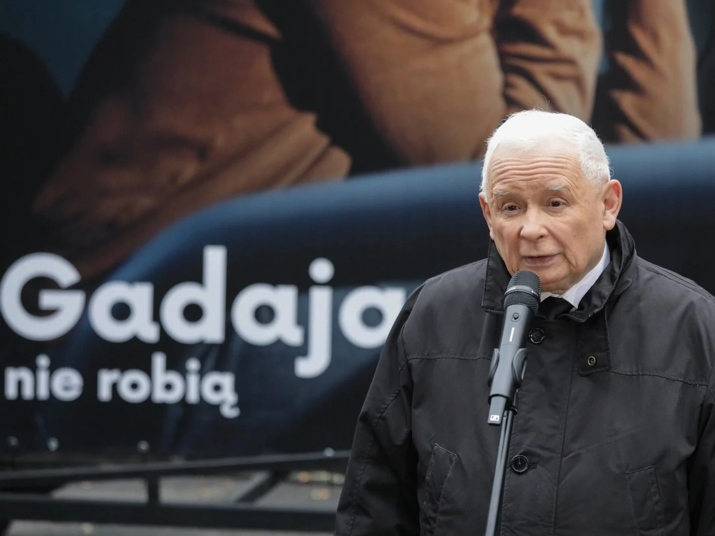 Kaczyński o walkach w PiS. Zaprzeczył i tłumaczył nieobecność Morawieckiego – Wprost Kaczyński o walkach w PiS. Zaprzeczył i tłumaczył nieobecność Morawieckiego – Wprost
