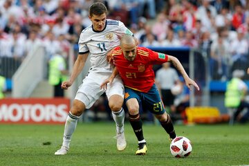 Kadr z meczu Hiszpania - Rosja