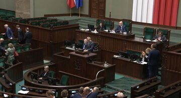 Kadr z posiedzenia Sejmu (28 września)