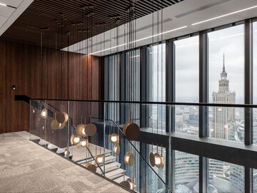 Kancelaria prawna Greenberg Traurig mieści się na trzech piętrach Varso Tower, projekt BIT CREATIVE