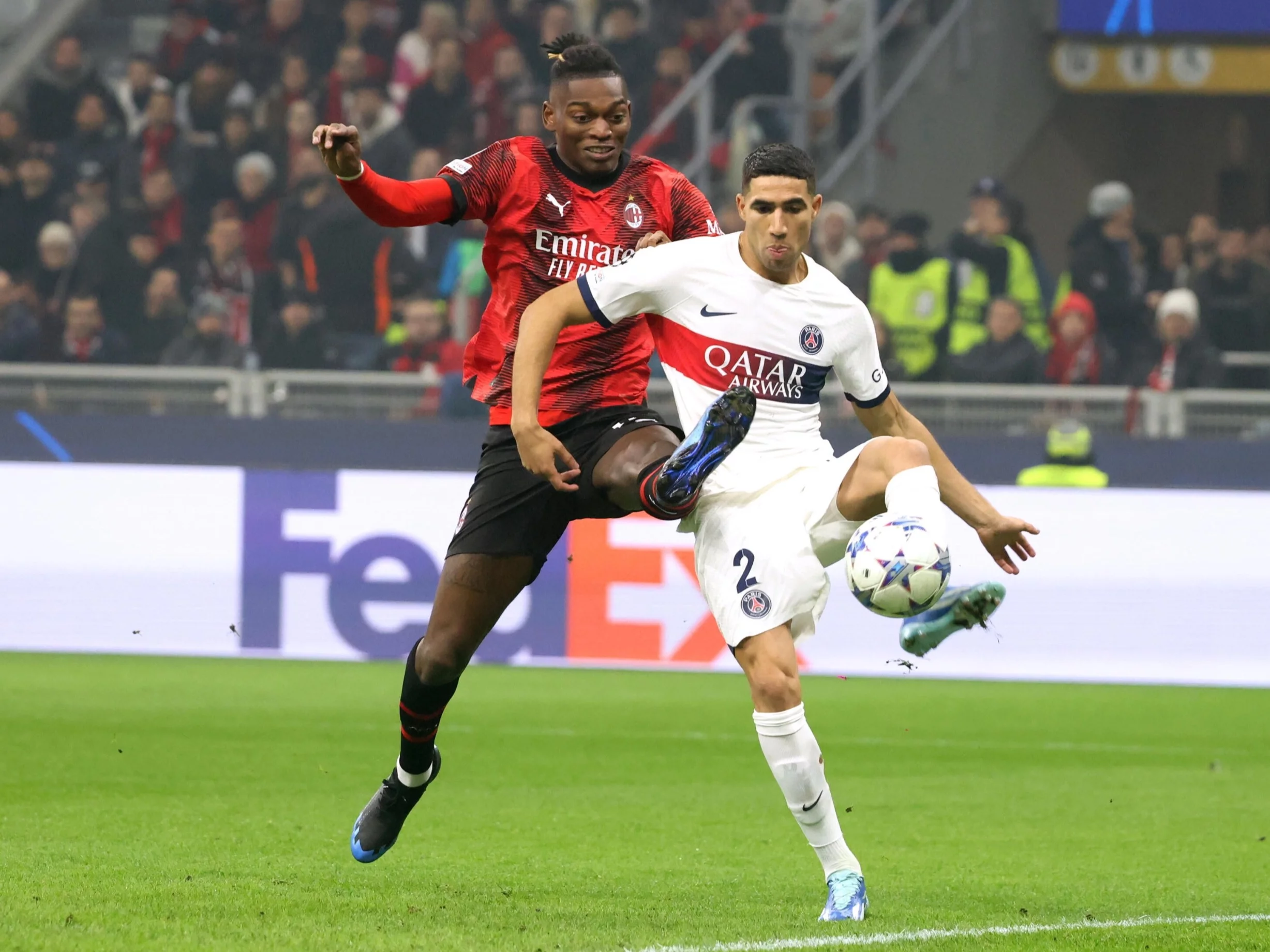 Rafael Leao (AC Milan) i Achraf Hakimi (PSG)