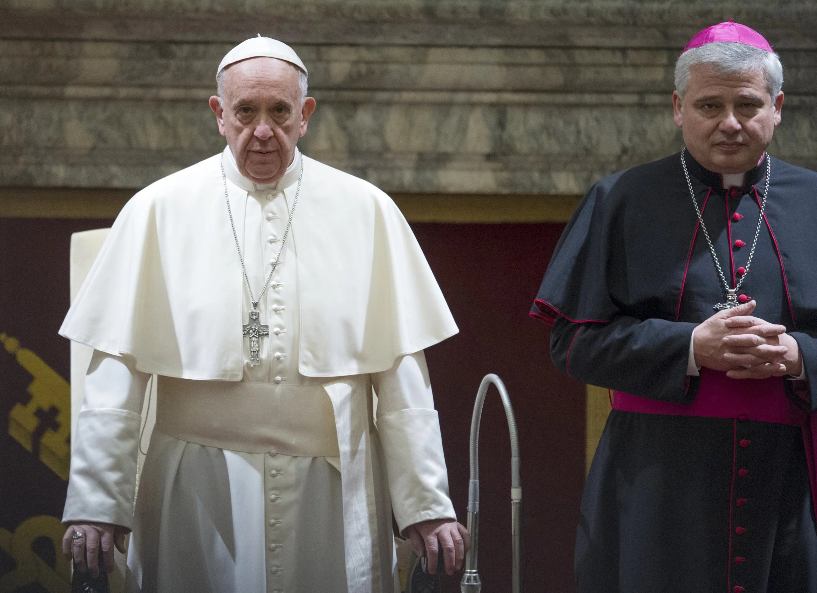 Papież Franciszek i kardynał Konrad Krajewski