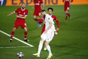 Karim Benzema w meczu z Liverpoolem