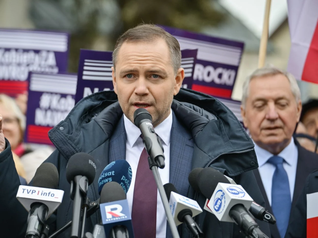 Panika w Patola i Socjal po doniesieniach o Nawrockim. „Kolejny kumpel z marginesu”