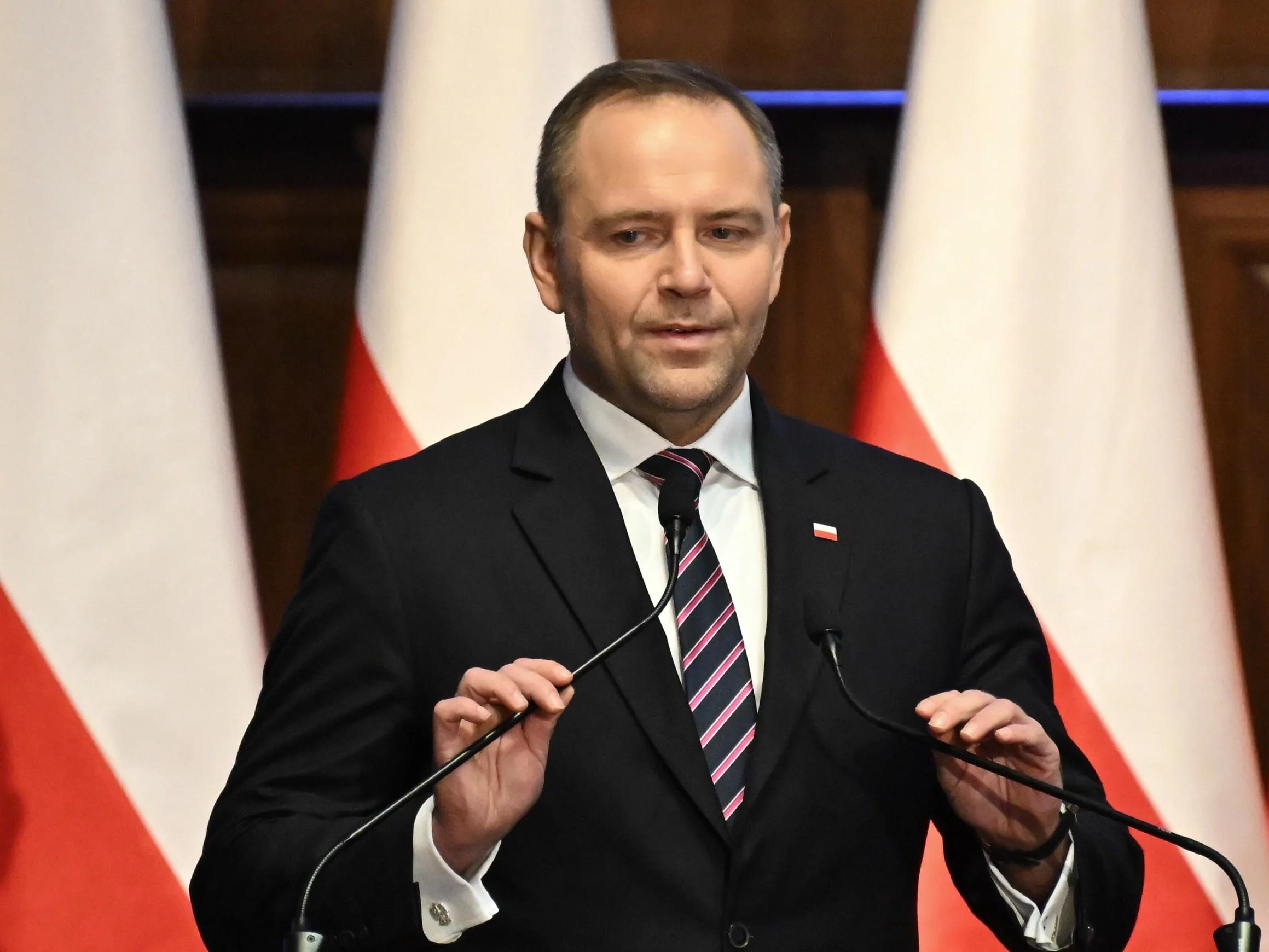 Były pracownik IPN Ukrainy uderzył w Nawrockiego i jego rzecznika. „Pchacie Polskę w przepaść”