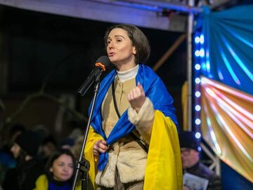 Katerina Zavizhenets podczas demonstracji dla Ukrainy w Szczecinie.