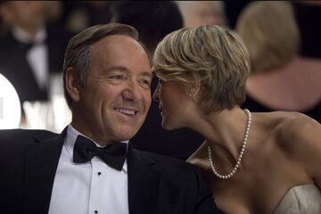Kevin Spacey i Robin Wright jako Franck i Claire Underwood w serialu "House of Cards"