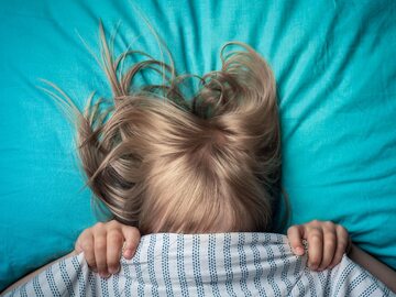 Kiedy dziecko powinno spać samo?