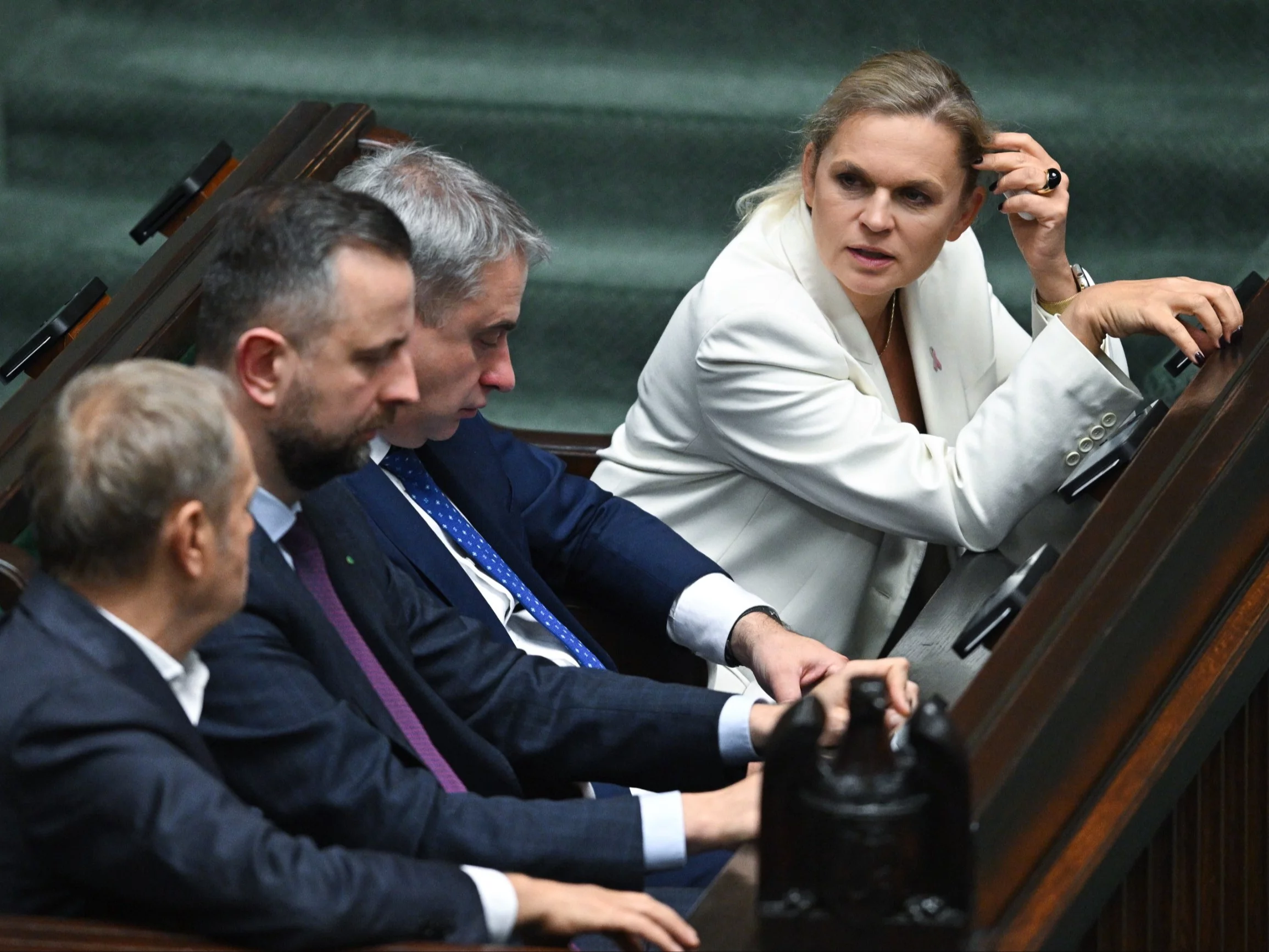 Zmiany w feriach zimowych. Po decyzji MEN zawrzało. „Tylko chaos”, „Będzie drożej”
