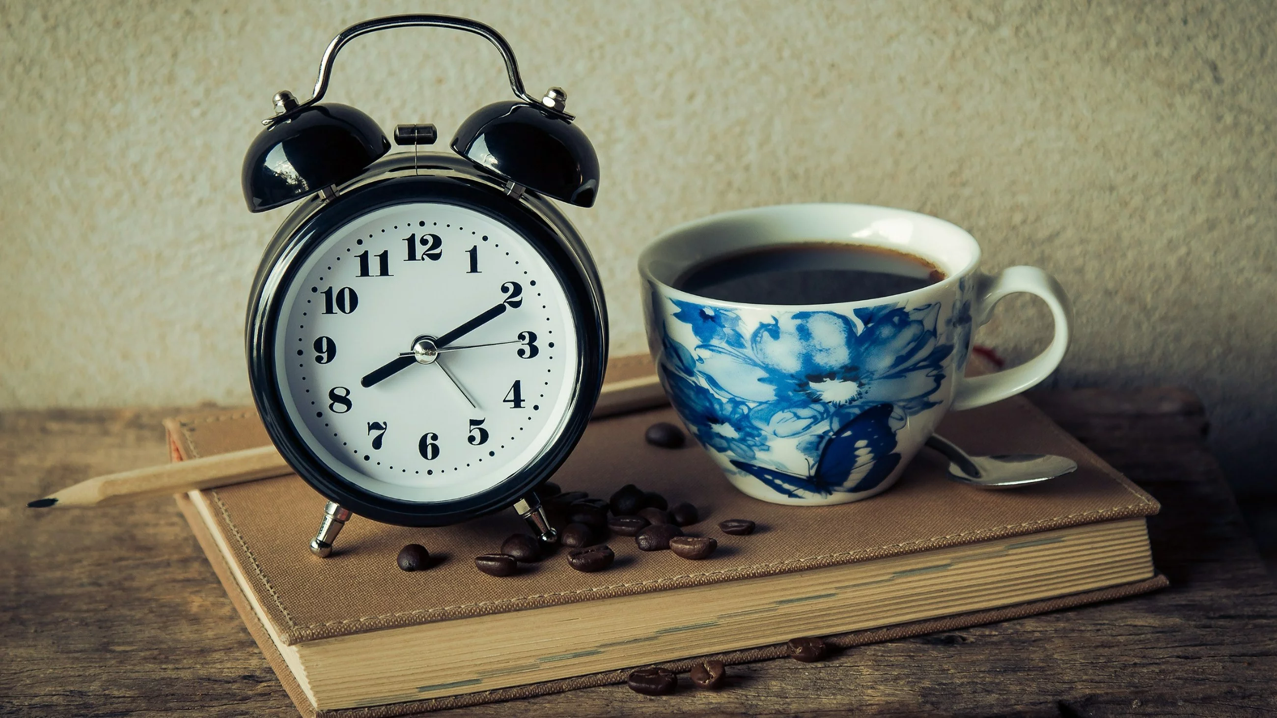 Koniec czasu letniego najwcześniej od pięciu lat. Kiedy przestawiamy zegarki?