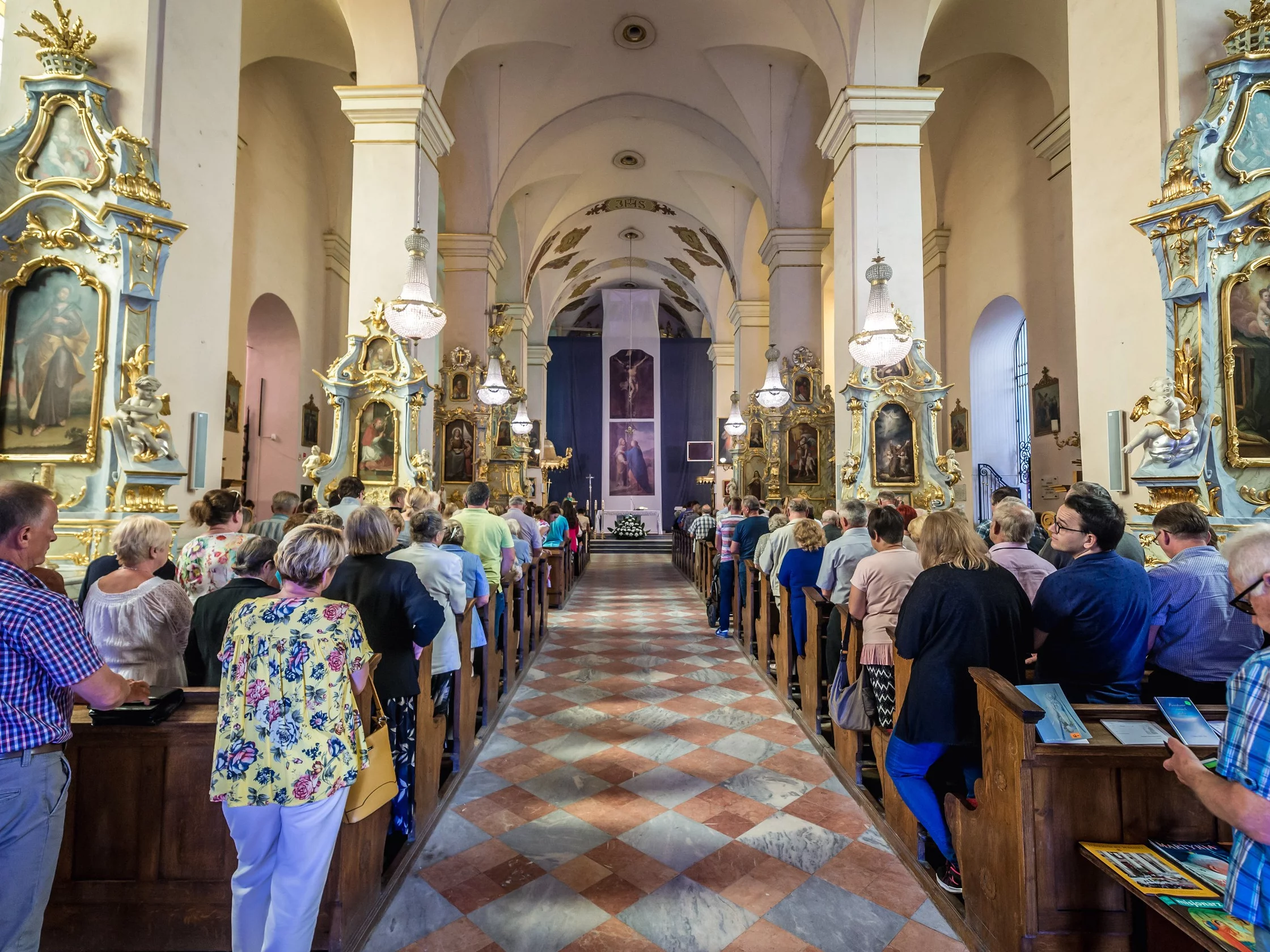 Kiedy w Wielkanoc trzeba iść do kościoła? Rozwiewamy wątpliwości