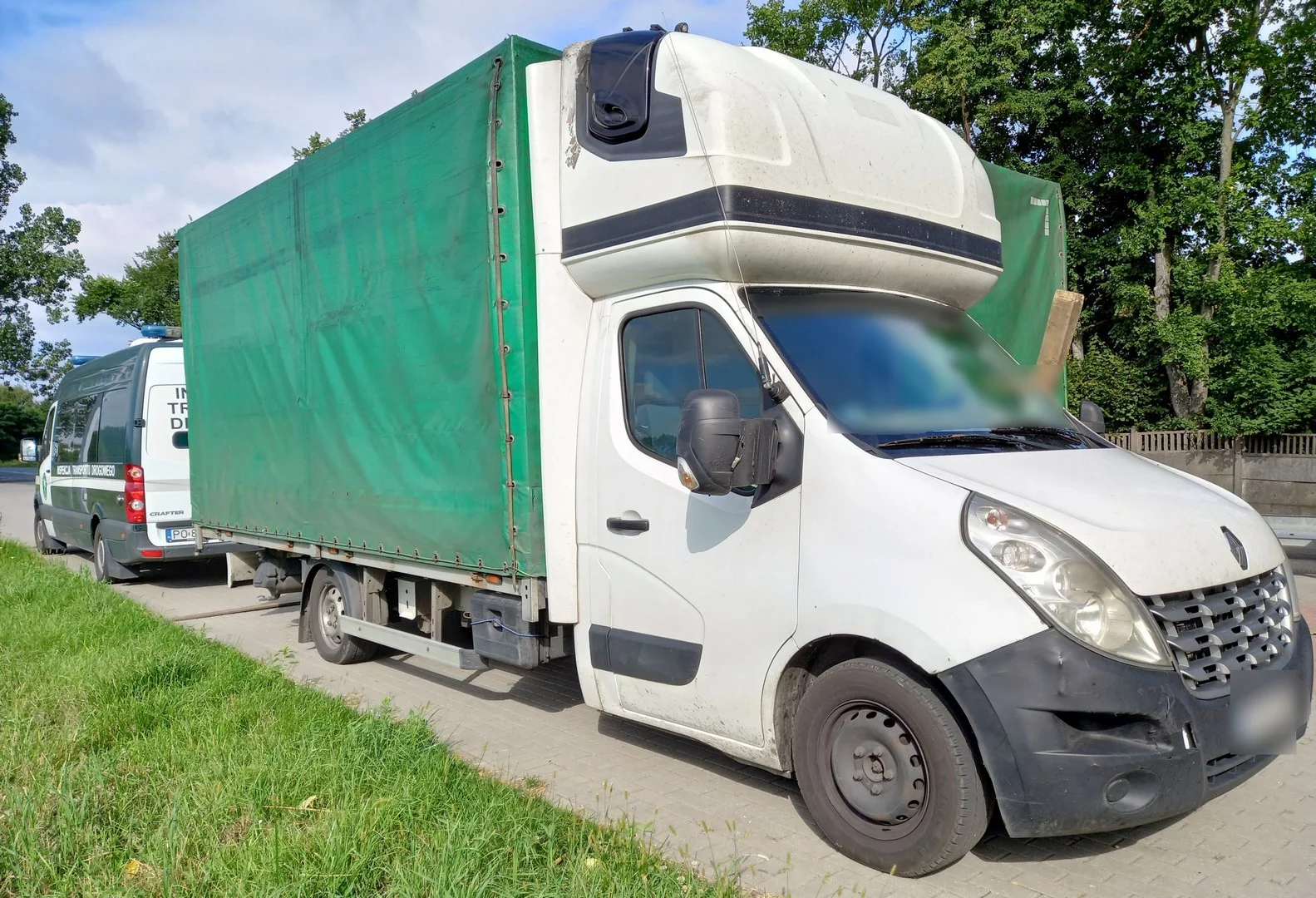 Bus w którym zatrzymano kierowcę bez uprawnień