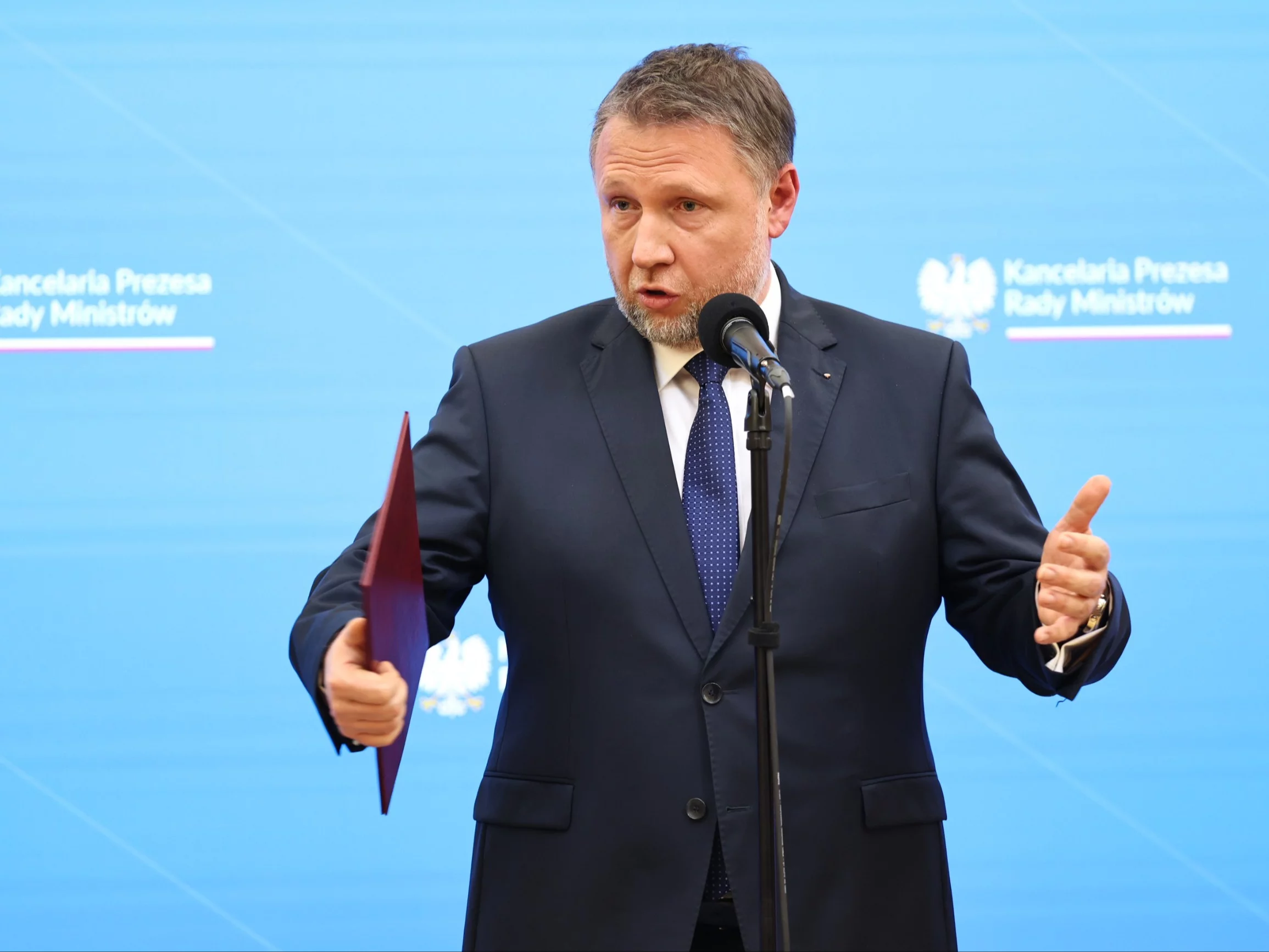 Kierwiński chciał uciszyć krytykę. Efekt okazał się odwrotny