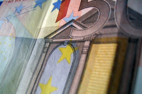 Bruksela zamraża pomoc finansową dla Ukrainy (fot. sxc.hu)