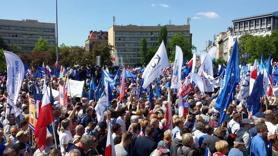 Demonstracja KOD z 7 maja 2016