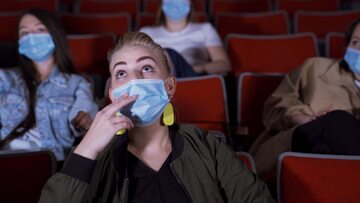 Kino w czasie pandemii – zdjęcie ilustracyjne
