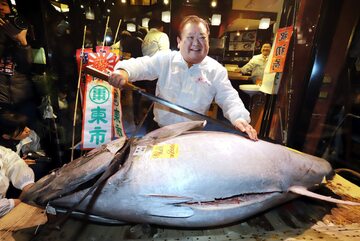 Kiyoshi Kimura z tuńczykiem