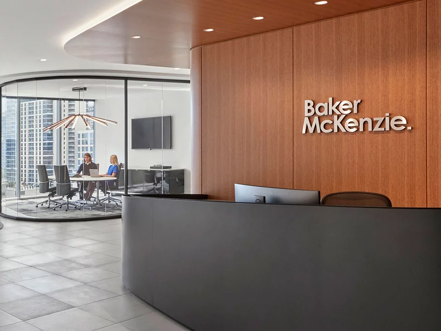 Baker McKenzie