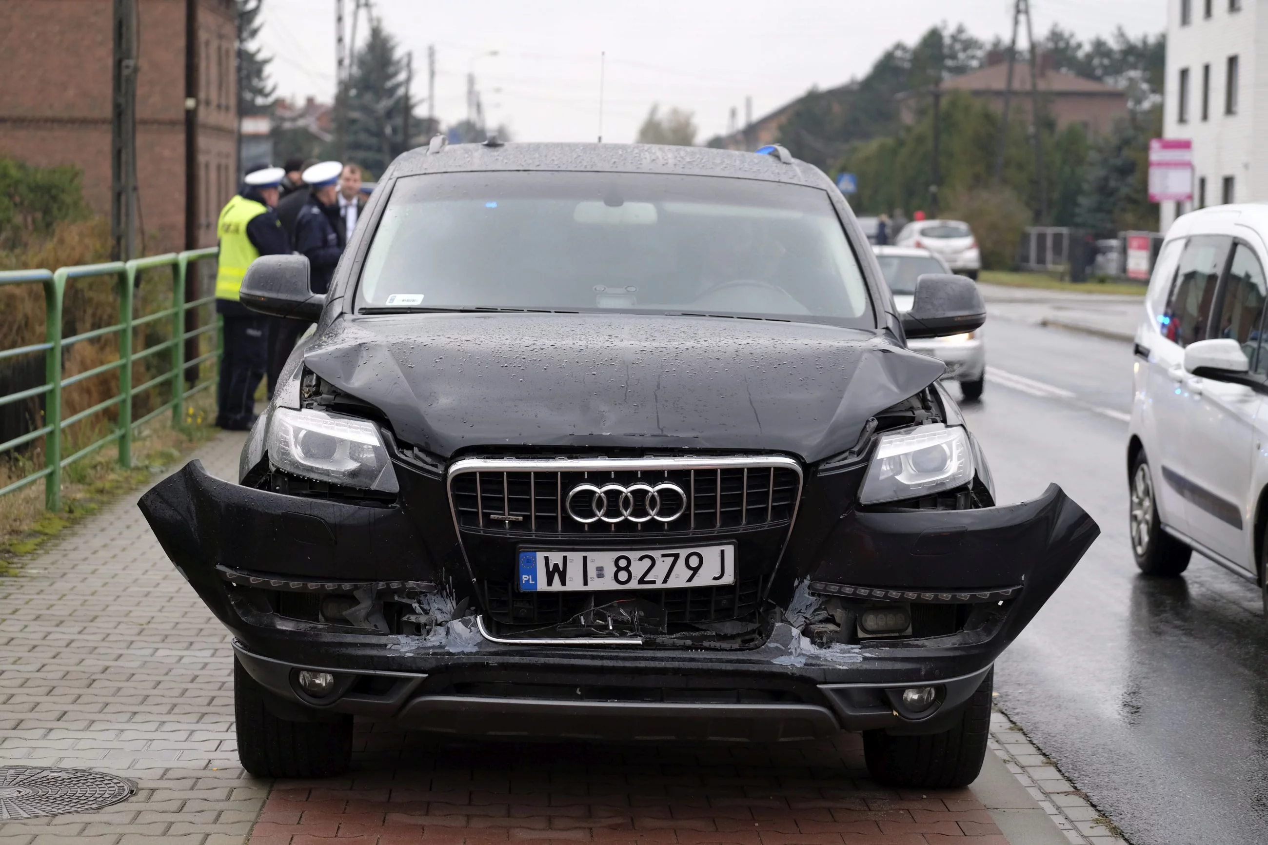 Samochód z kolumny rządowej