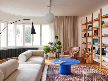 Kolorowe mieszkanie dla młodej rodziny, projekt JanskyDundera