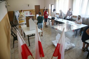 Komisja wyborcza w Józefowie