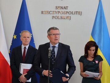 Konferencja senackiej komisji nadzwyczajnej ds. inwigilacji. Od lewej: Sławomir Rybicki, Marcin Bosacki, Gabriela Morawska-Stanecka