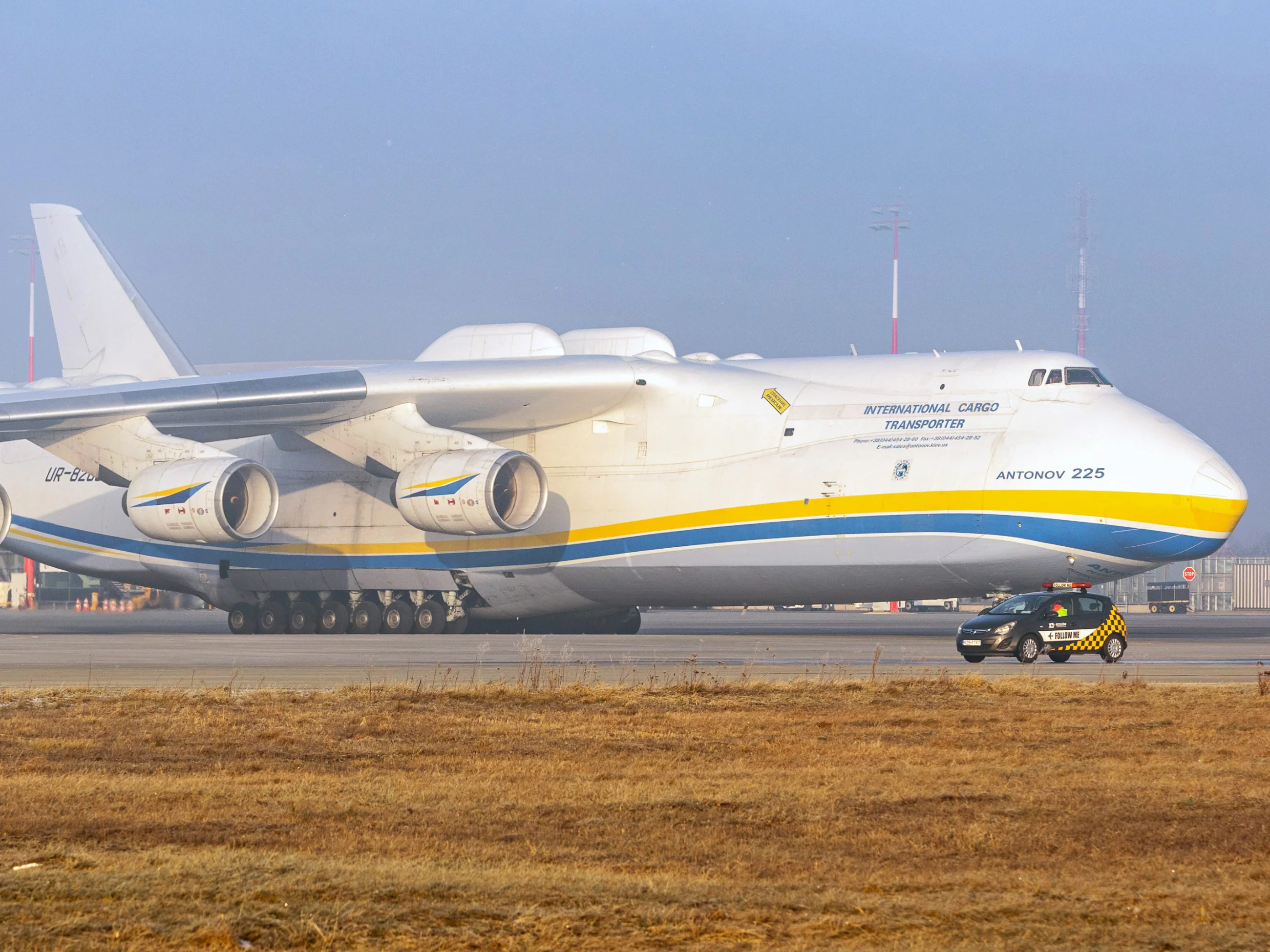 An-225 „Mrija” na lotnisku w Rzeszowie