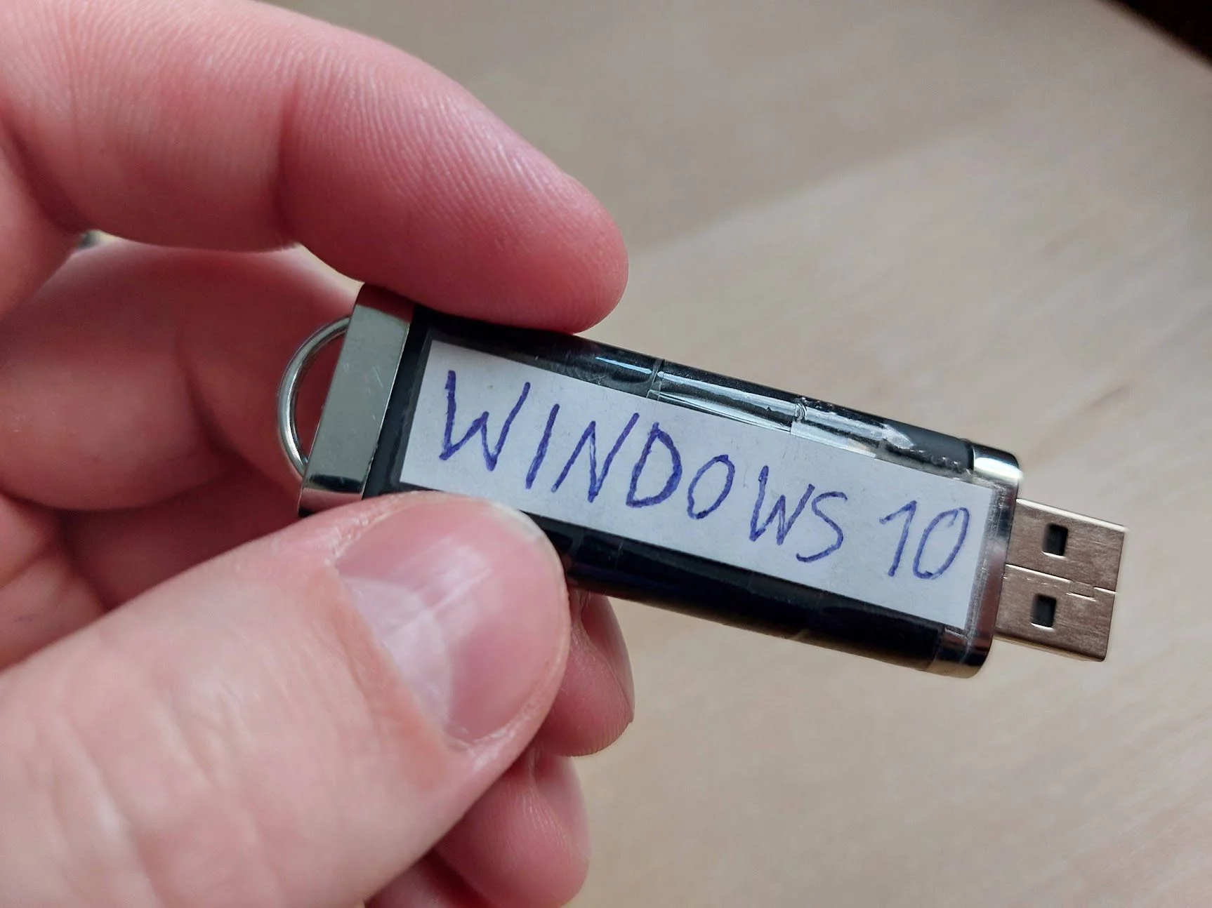 Pendrive instalacyjny Windows 10