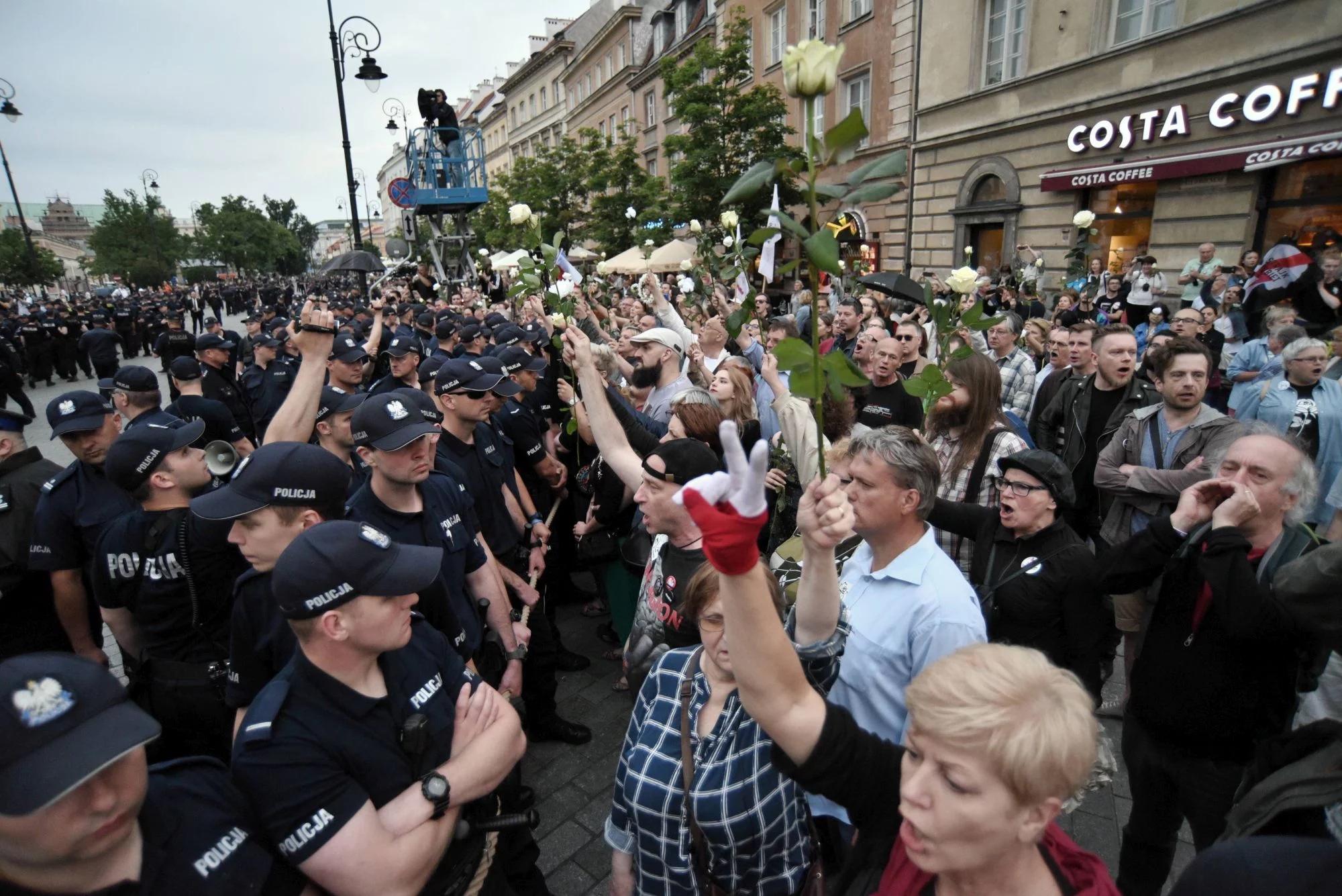 Kontrmanifestacja w trakcie miesięcznicy smoleńskiej, 10 czerwca 2017 roku