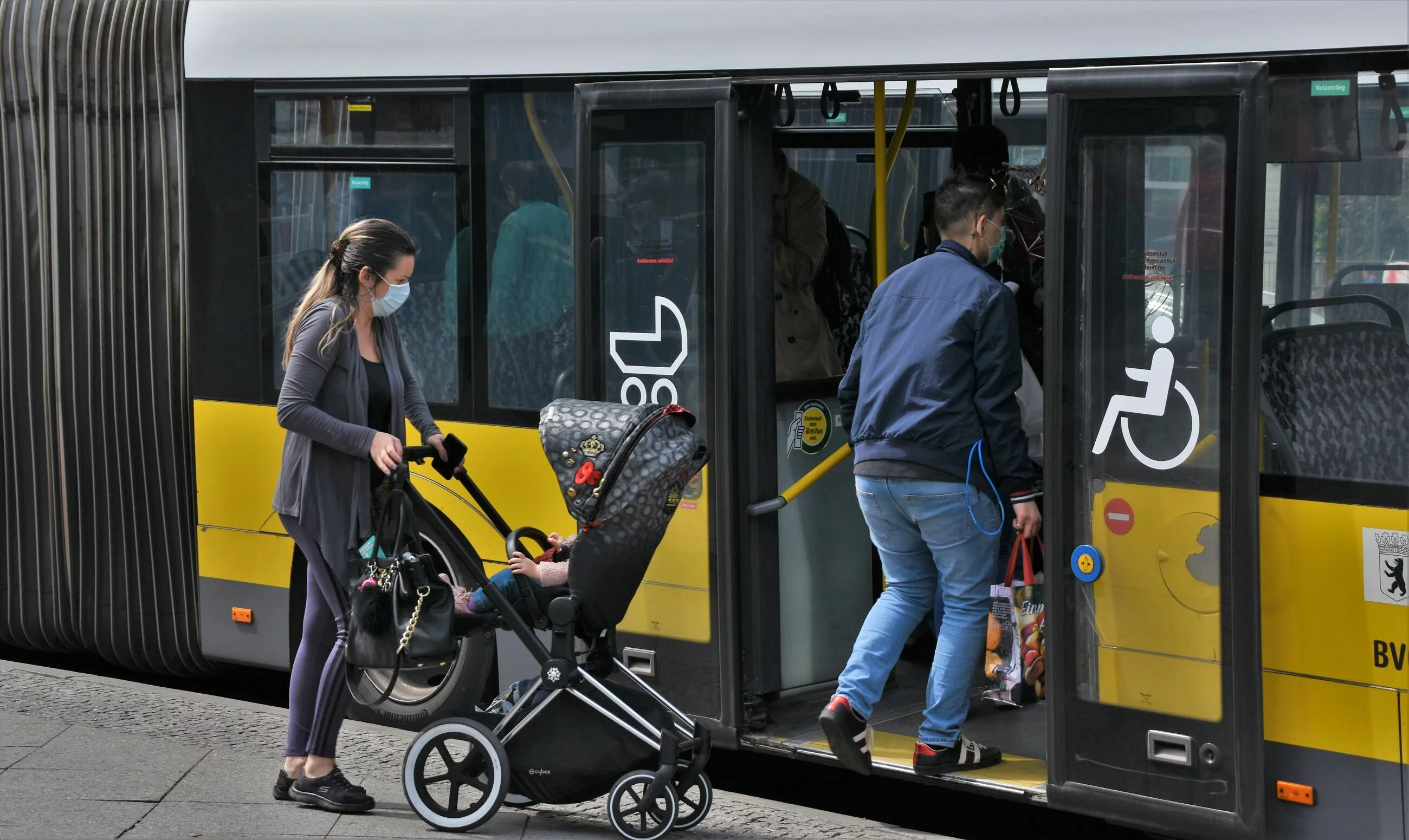 Berlin. Komunikacja miejska w trakcie pandemii koronawirusa