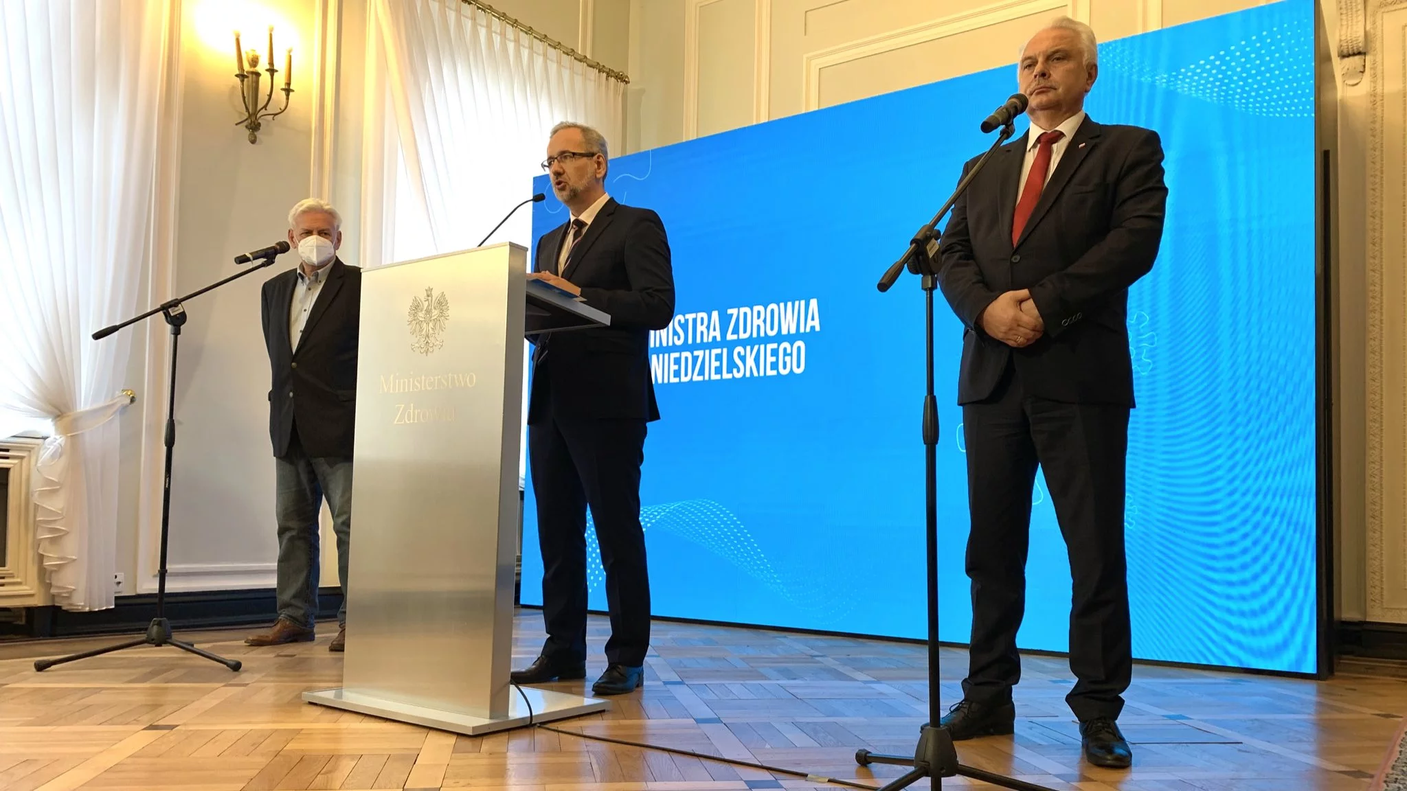 Konferencja prasowa Adama Niedzielskiego