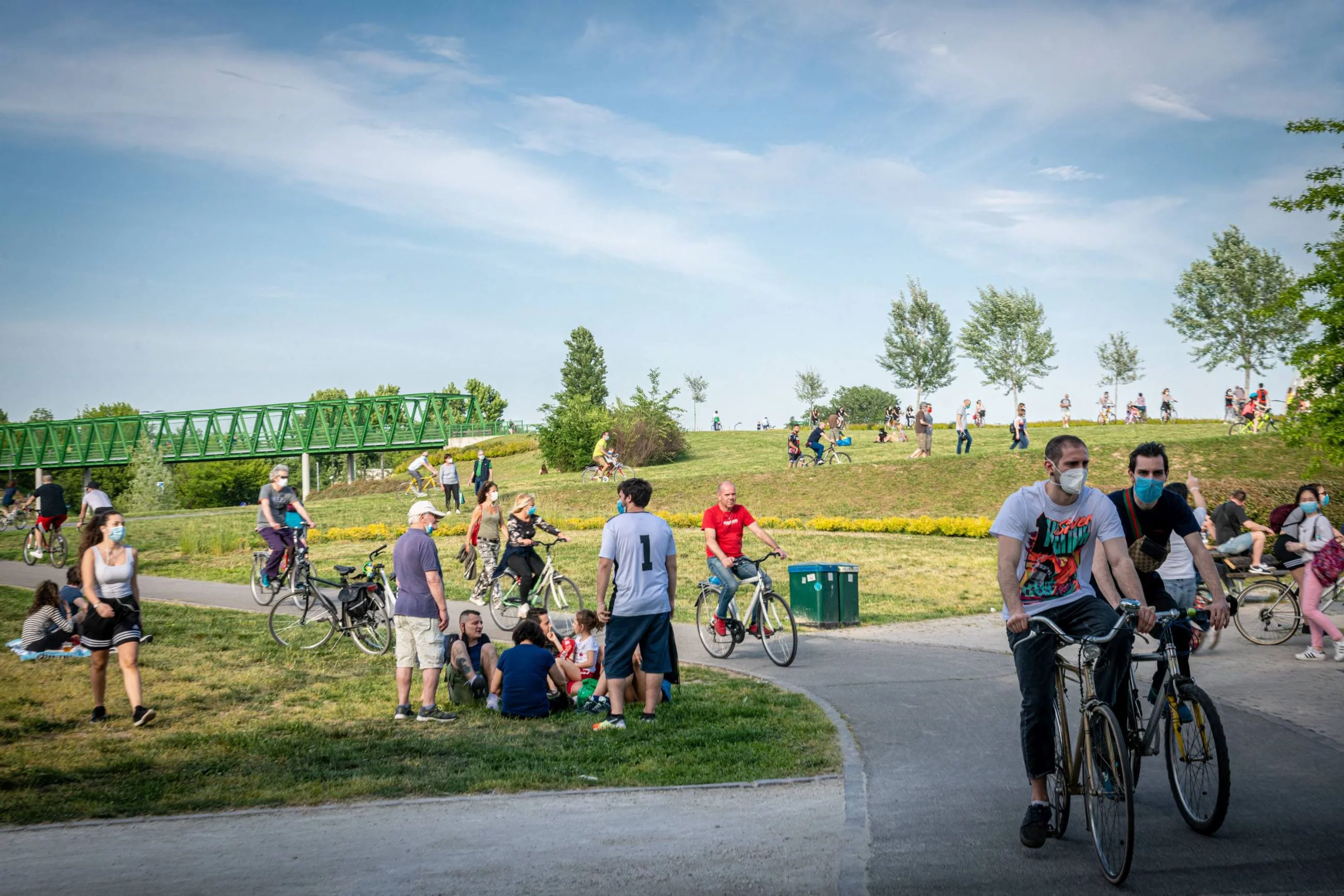 Jeden z parków w Mediolanie