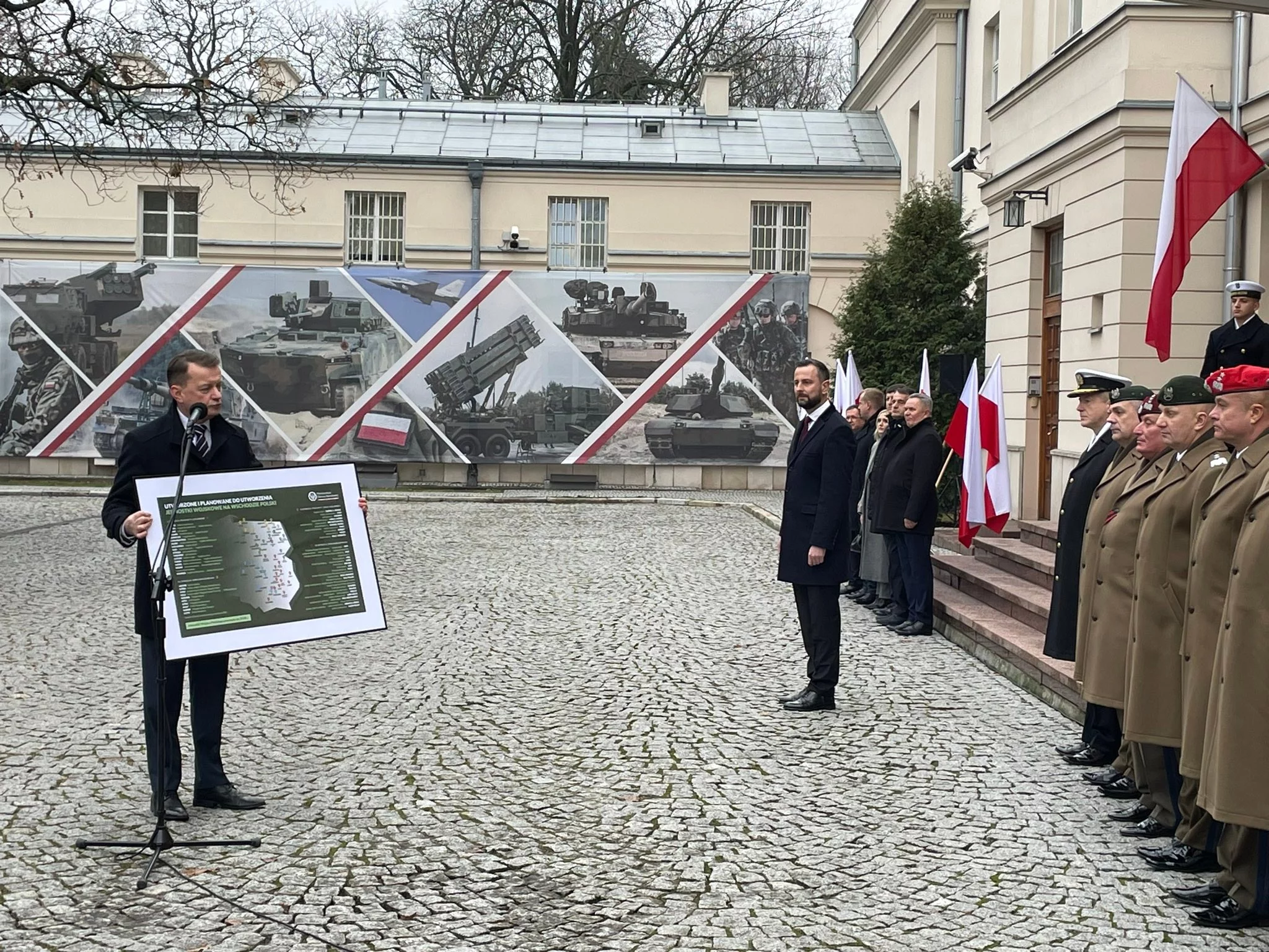 Uroczyste przekazanie obowiązków szefa MON. Stanowisko objął wicepremier Władysław Kosiniak-Kamysz