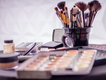 Kosmetyki i akcesoria do makijażu