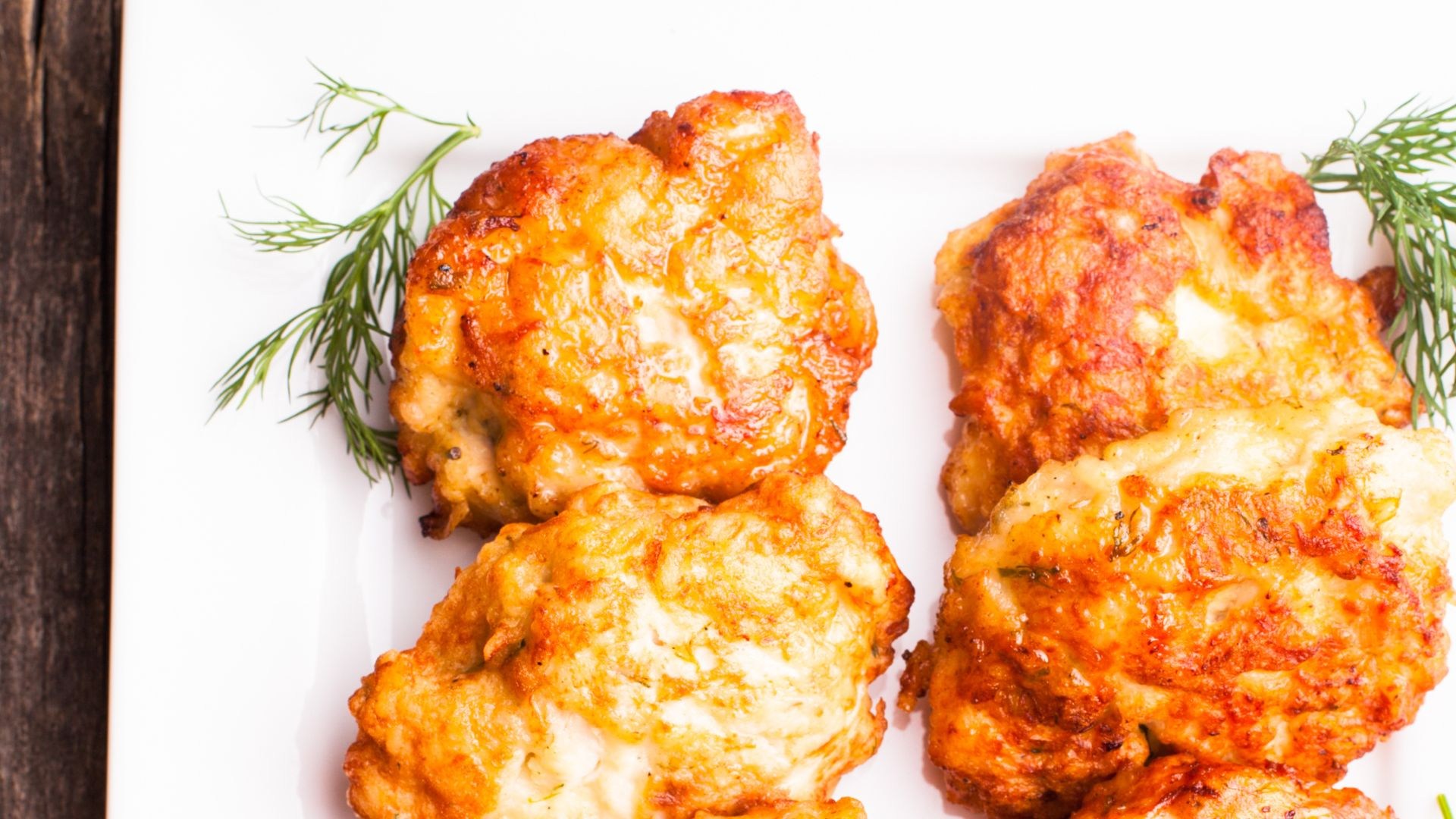 Te kotleciki rozchodzą się u mnie jak świeże bułeczki. Są proste, szybkie i obłędnie pyszne