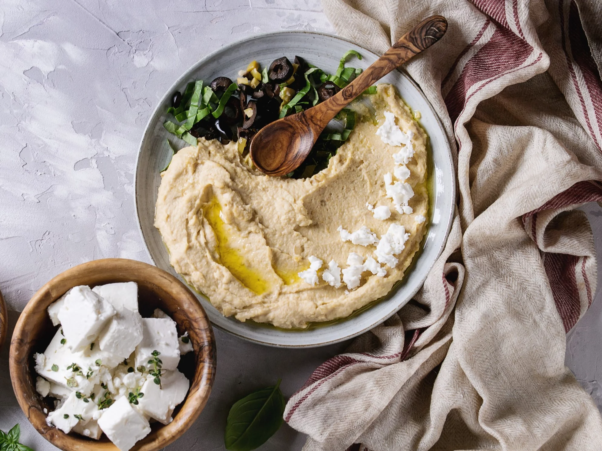 Pasta z ciecierzycy i fety