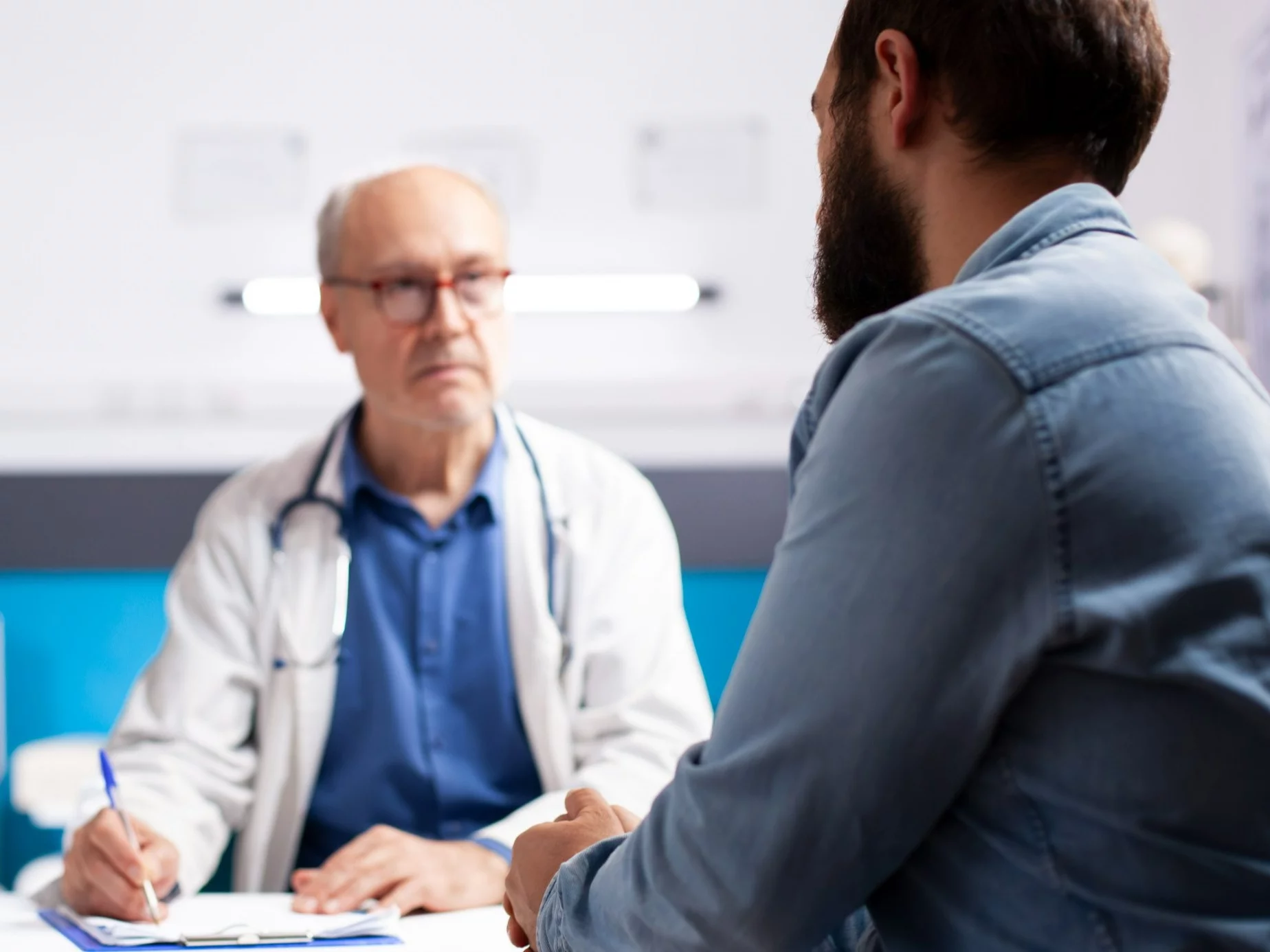 Pierwszy krok to kontakt z lekarzem rodzinnym lub urologiem