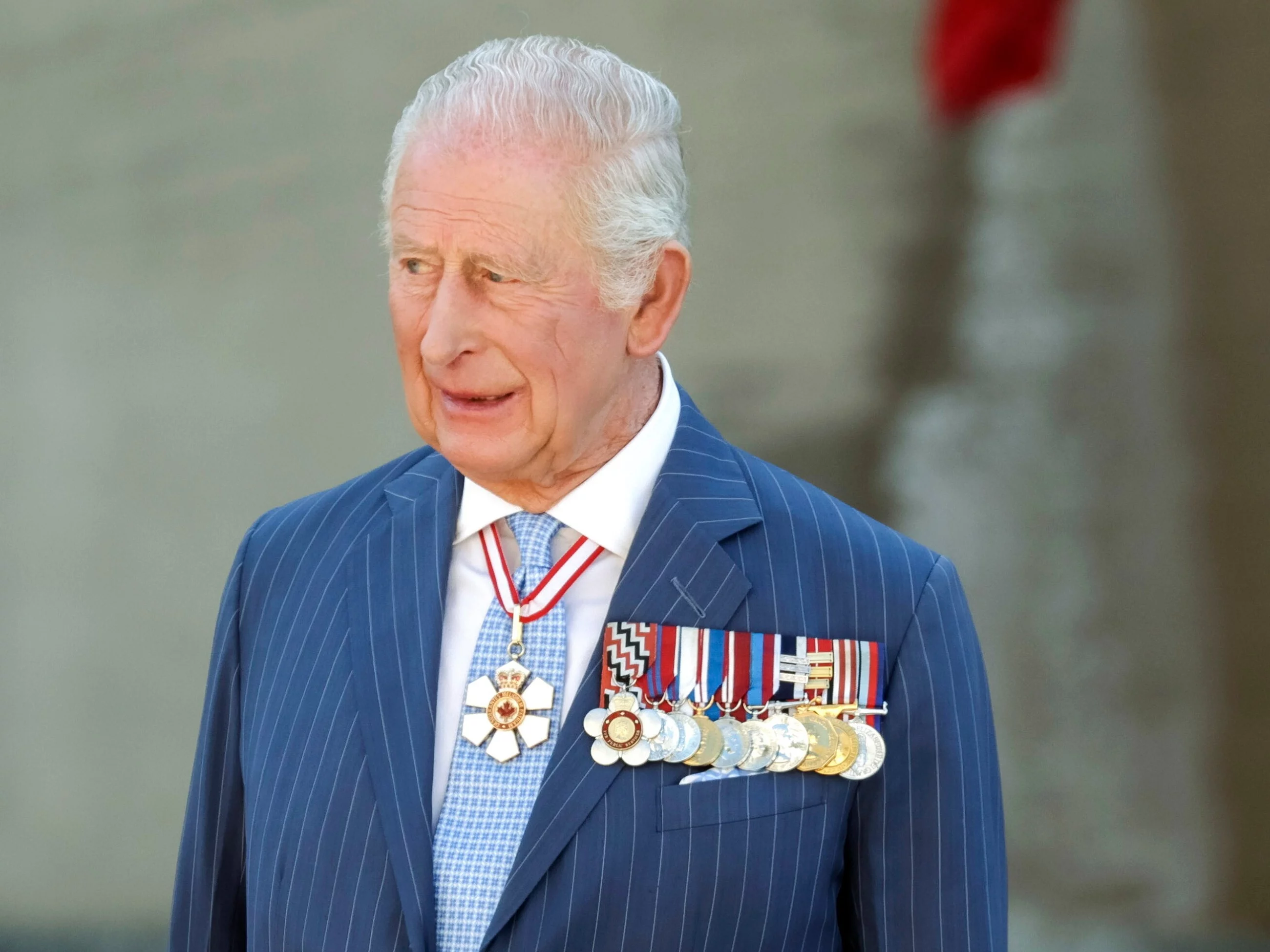 Historyczna wizyta króla Karola III. Celem wzmocnienie przekazu wymierzonego w Trumpa