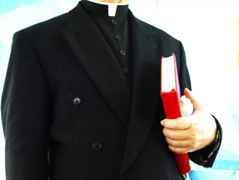 Jeden z amerykańskich nastolatków nie mógł przystąpić do sakramentu bierzmowania, bo... poparł na Facebooku legalizację związków homoseksualnych, fot. sxc.hu