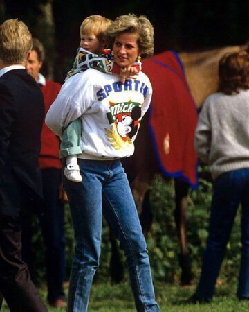 Księżna Diana zabrała dzieci do Disneylandu. Czekała w kolejce, jak wszyscy inni