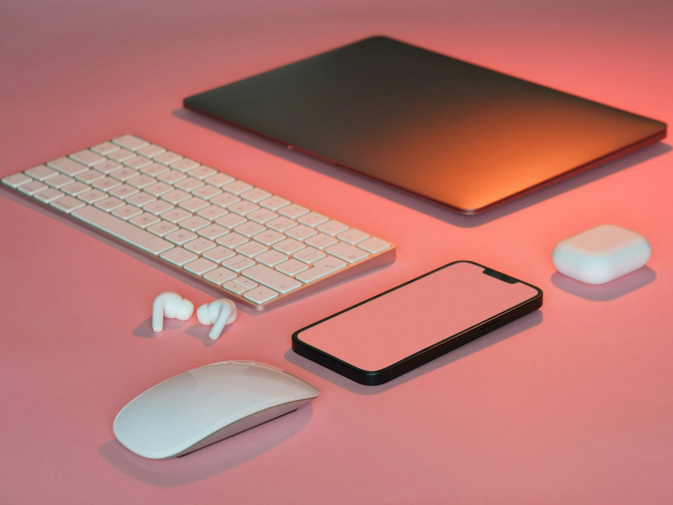 Laptop i smartfon